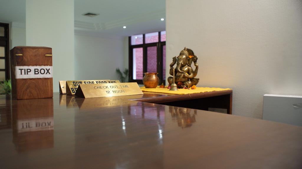 הרידוואר Hotel Alpana מראה חיצוני תמונה