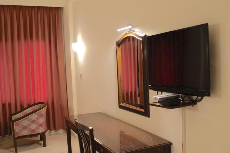 הרידוואר Hotel Alpana מראה חיצוני תמונה