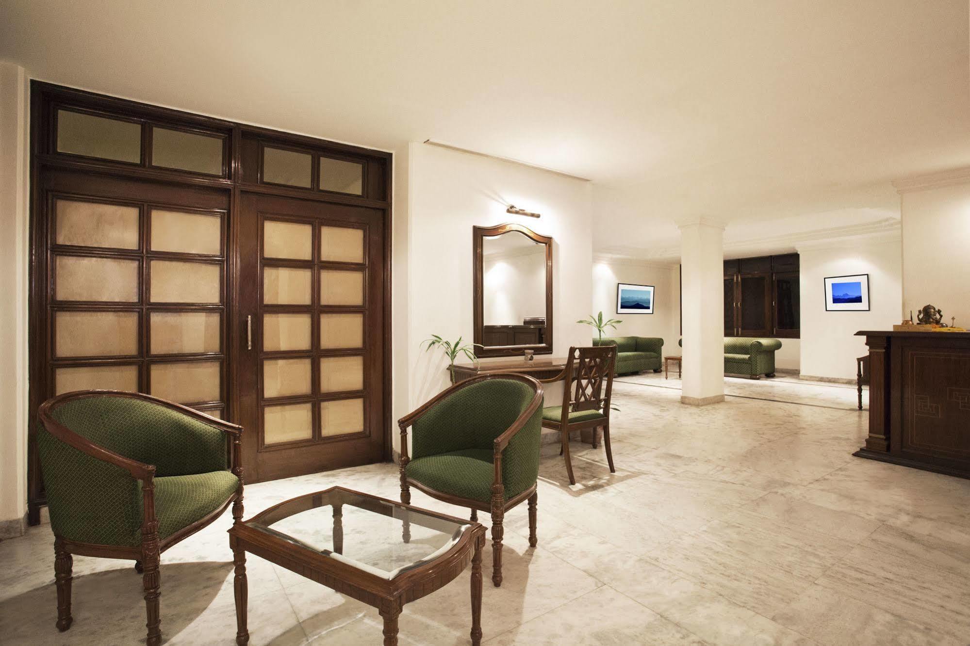 הרידוואר Hotel Alpana מראה חיצוני תמונה